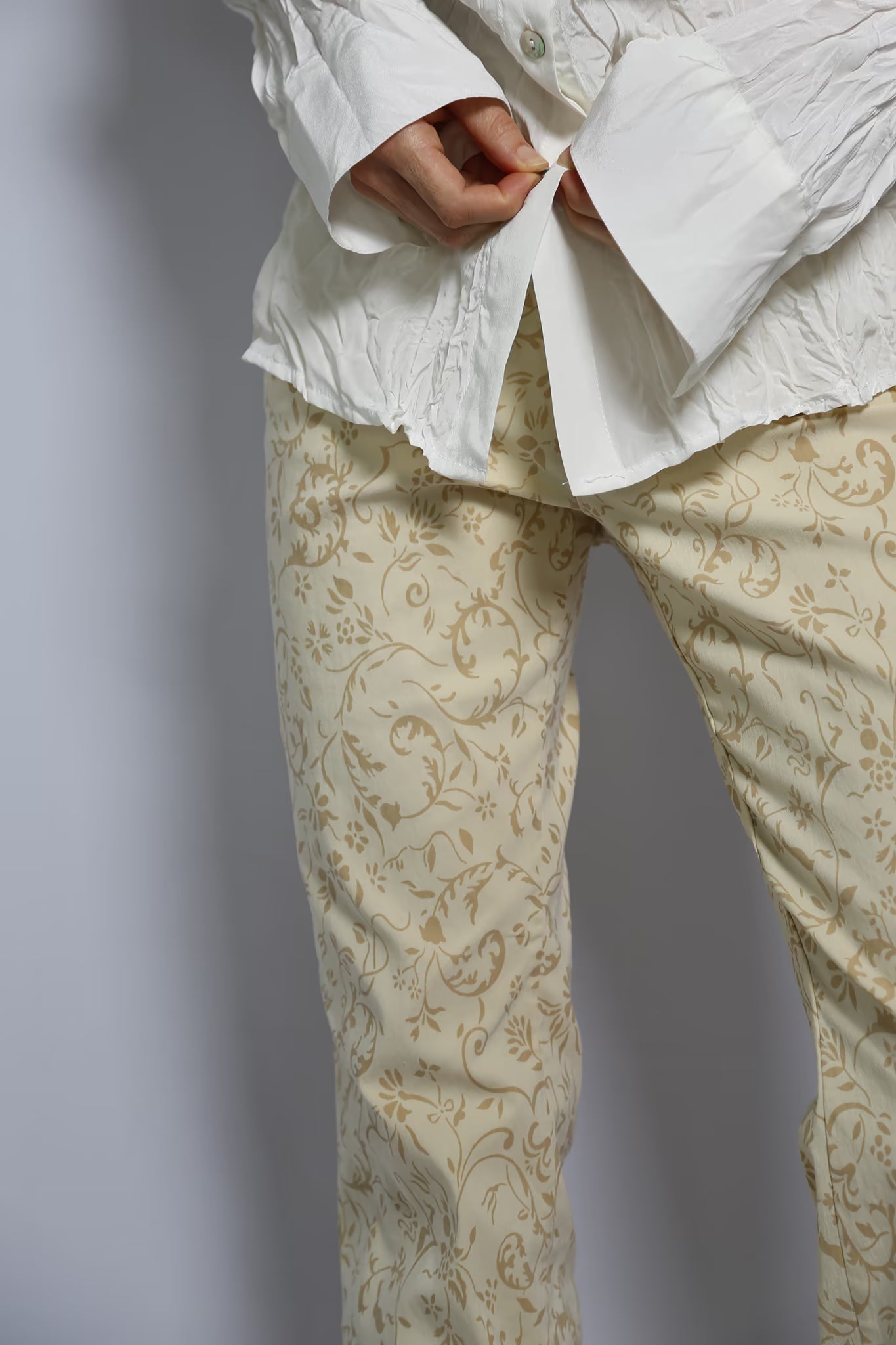The 90s Ivory Patterned Straight-Leg Pants