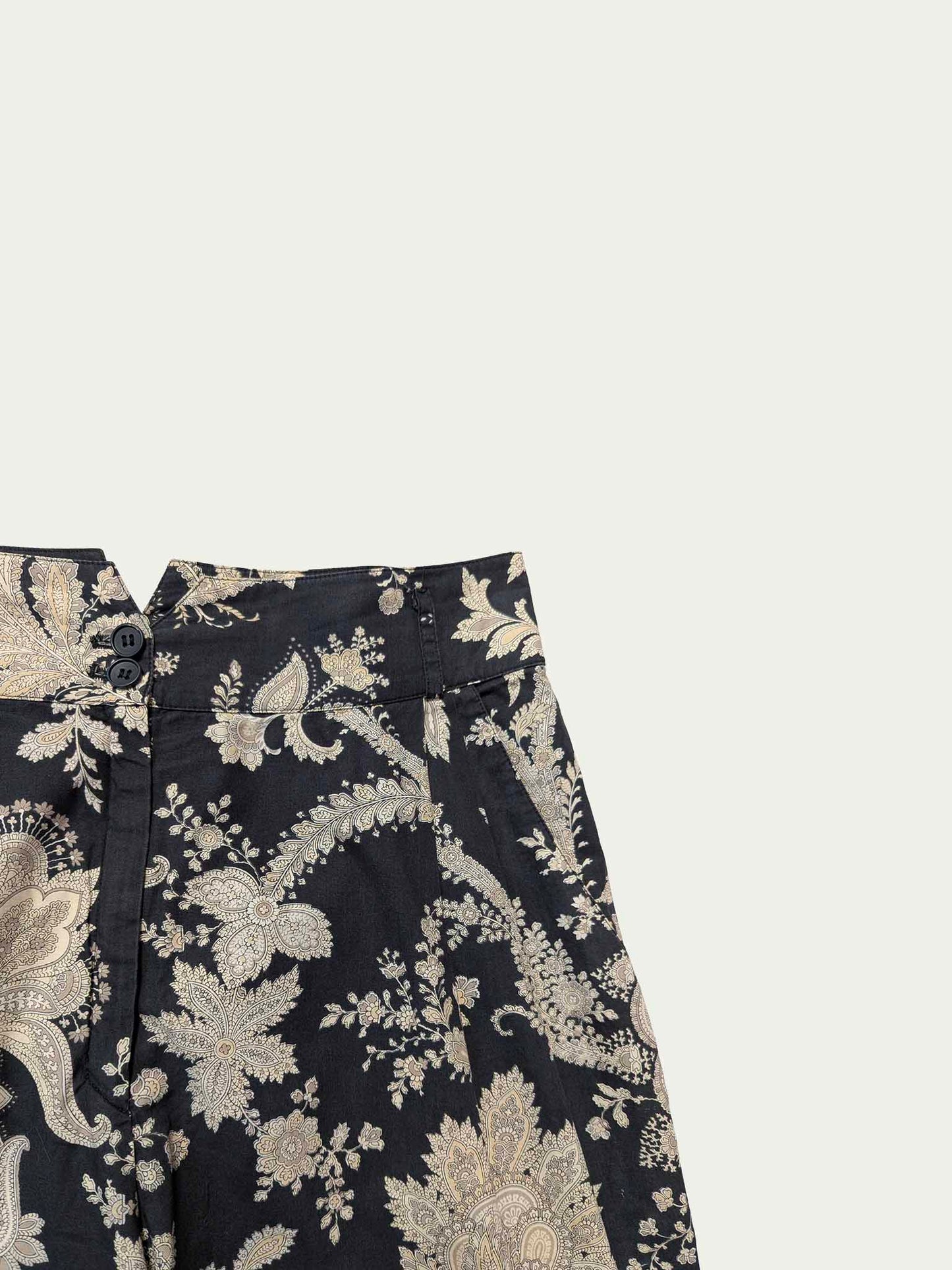 The 90s Paisley Black & Beige Pleated Shorts