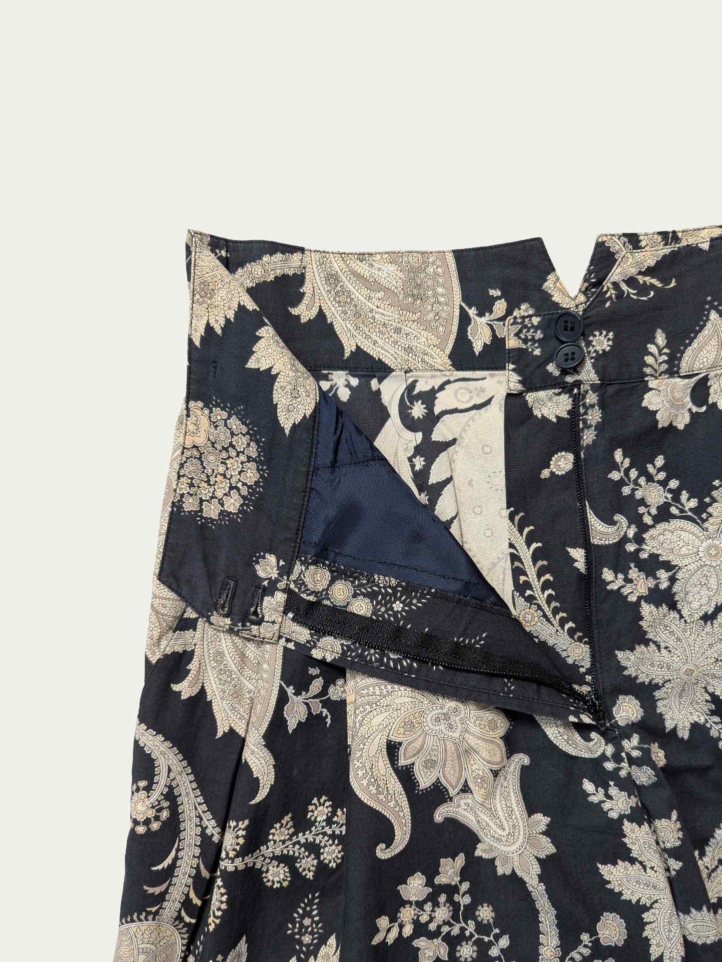 The 90s Paisley Black & Beige Pleated Shorts
