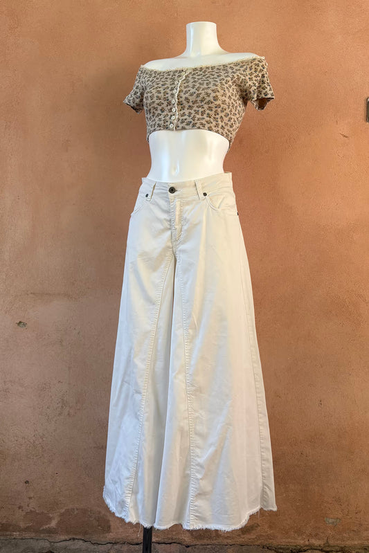 The White Wide-Leg Jeans