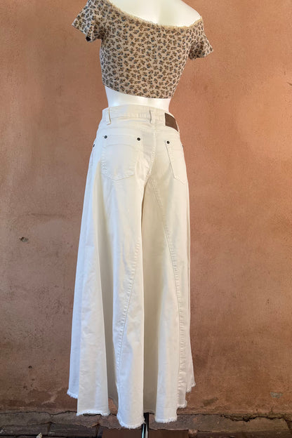 The White Wide-Leg Jeans