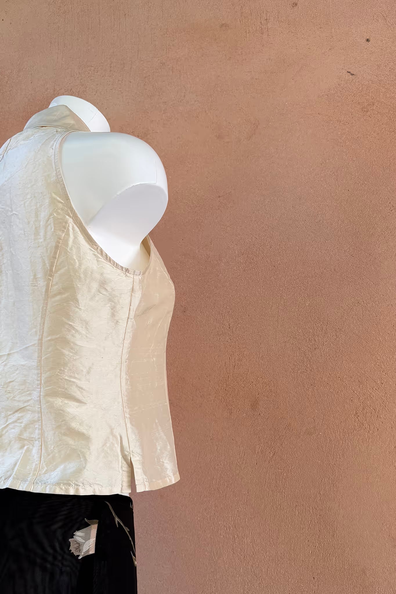 The Blunauta Ivory Thai Silk Vest Top