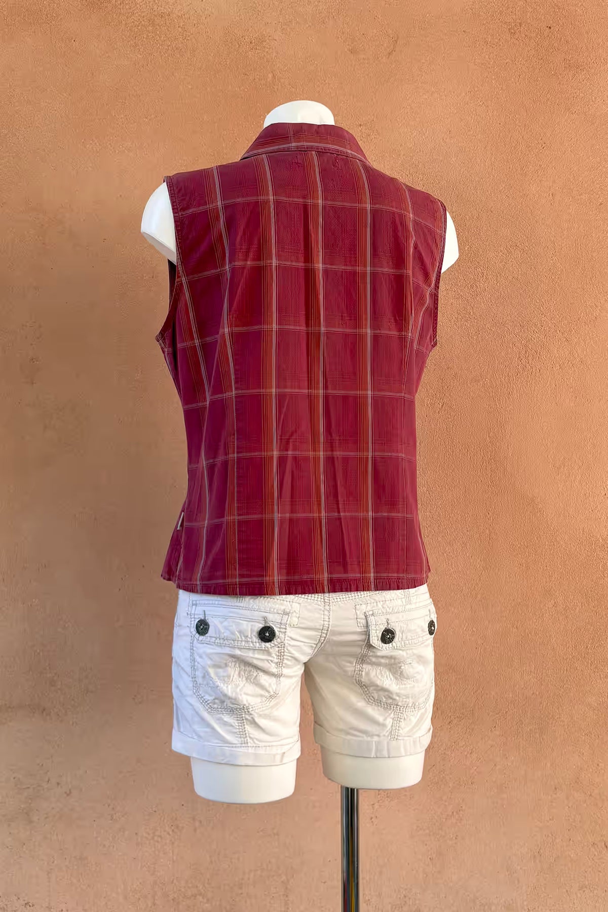 The Red Tailored Cotton Sleeveless Shirt