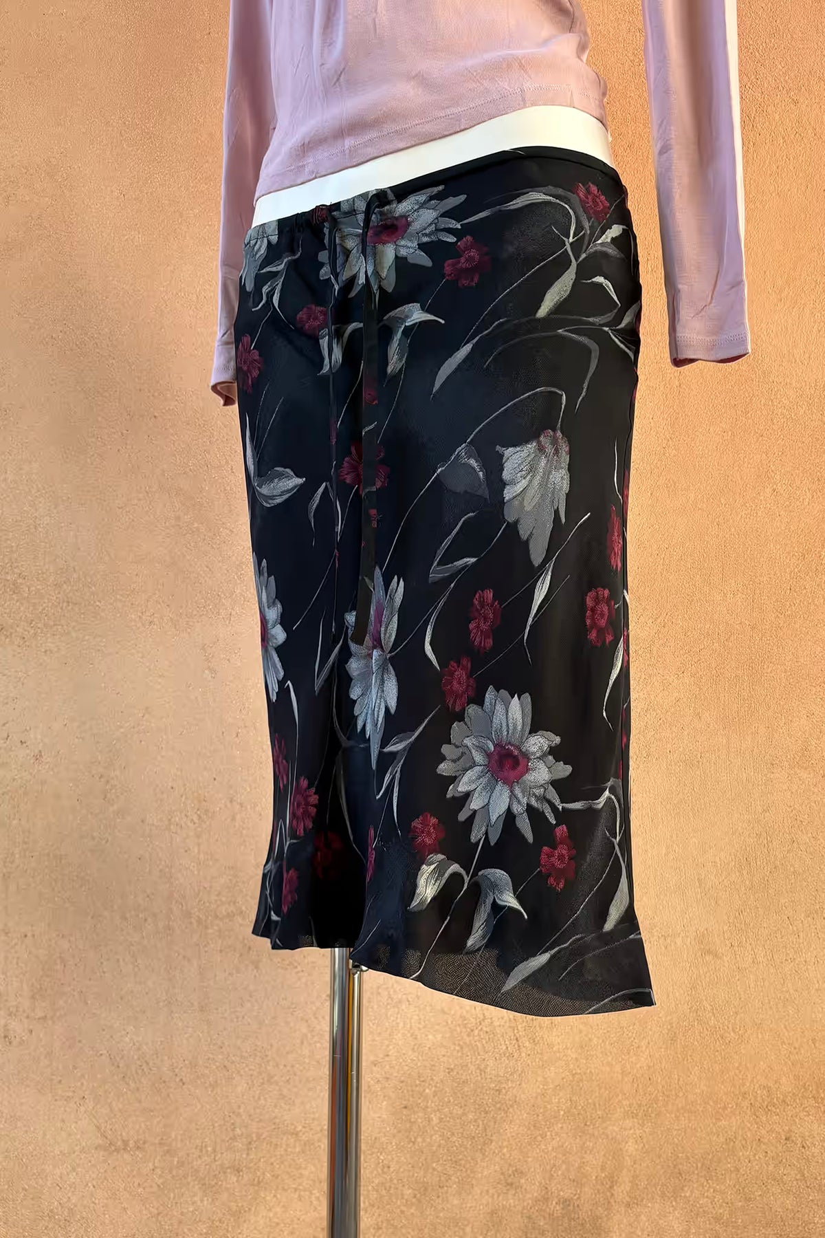 The 90s Chiffon Tie Midi Skirt
