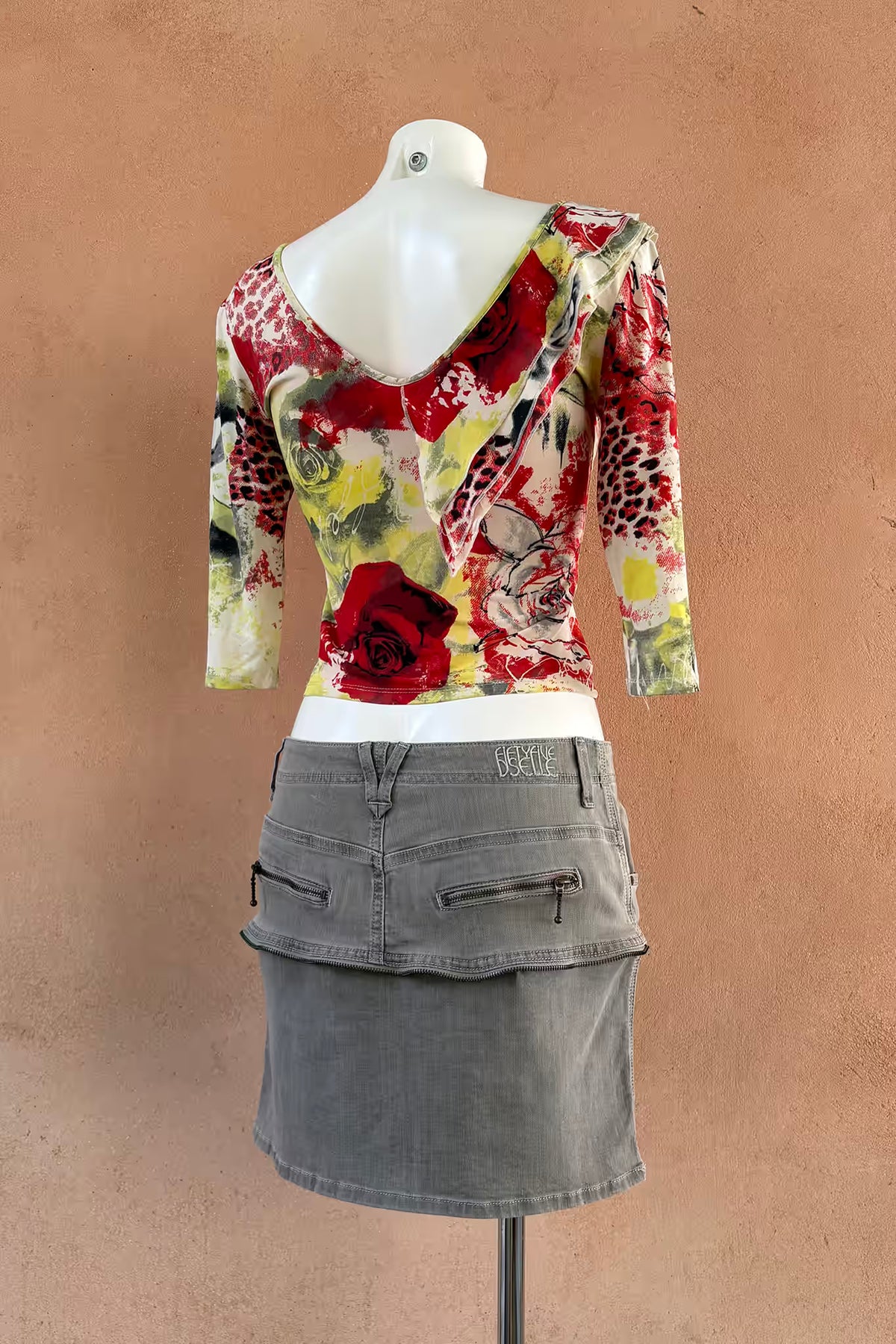 The Convertible Ruffle Y2K Mini Skirt