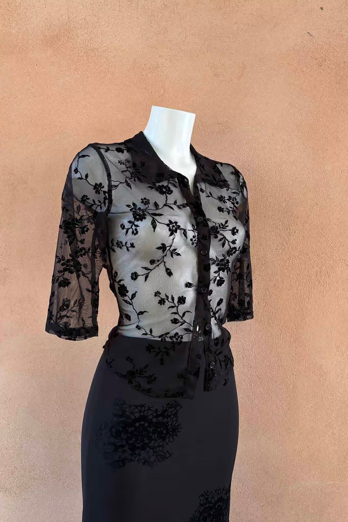 The Black Tonal Velvet Motif 90s Skirt