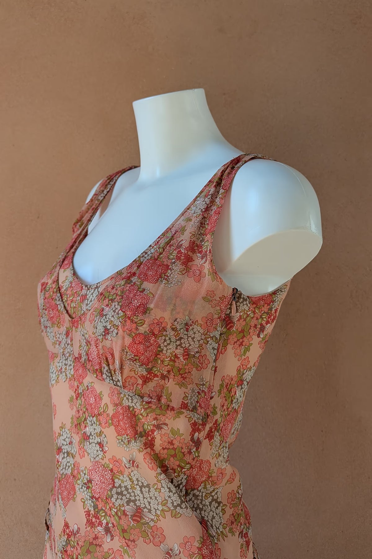 The Marc Cain Peach Floral Asymmetric Y2K Silk Dress