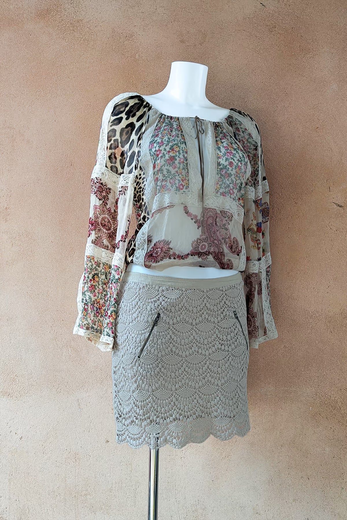 The Guess Cream Cotton Crochet Mini Skirt