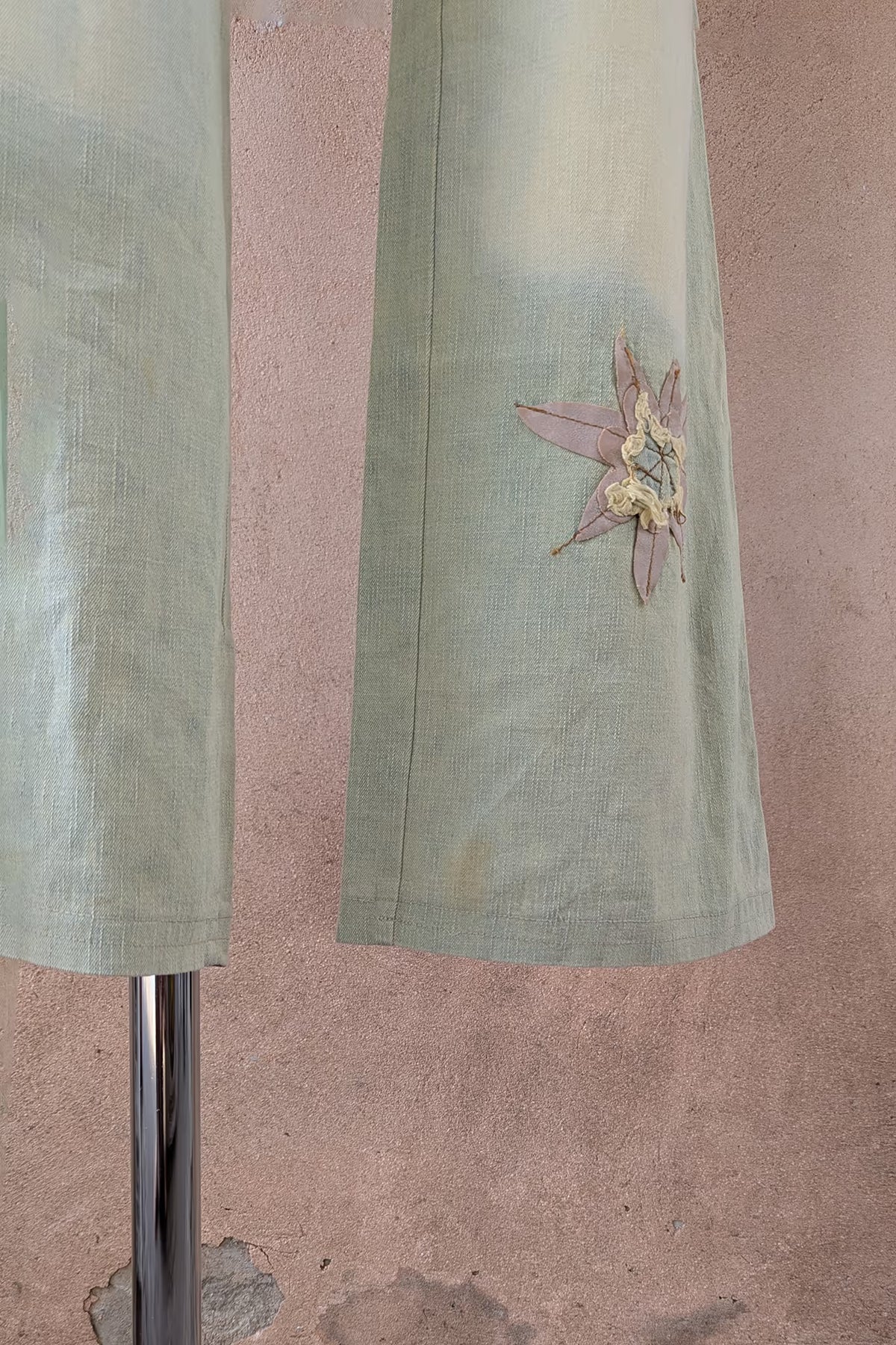 The Washed Lace-Up Flared Jeans